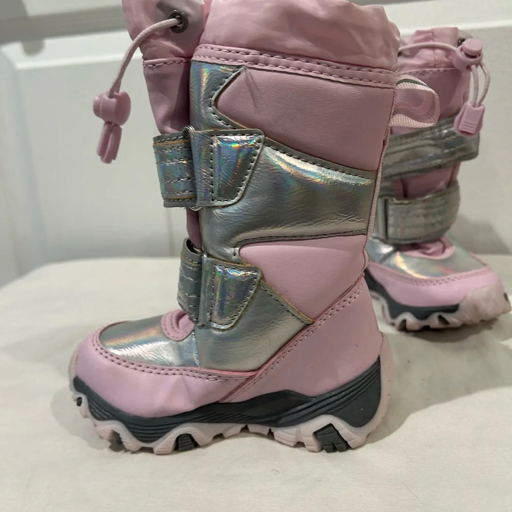 Lands' End Toddler Sz 5 Pink and Silver Holographic Tall Snow Boots